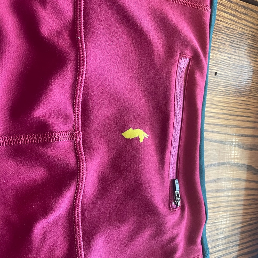 Cotopaxi Raspberry Leggings